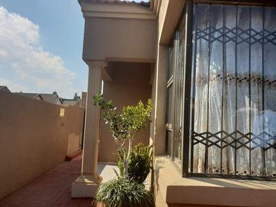 Property For Rent in Protea North, Soweto