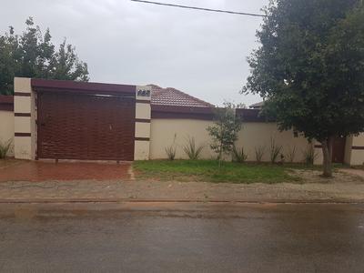 House For Sale in Cosmo City, Randburg