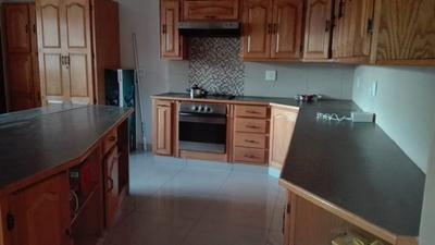 House For Rent in Fleurhof, Roodepoort
